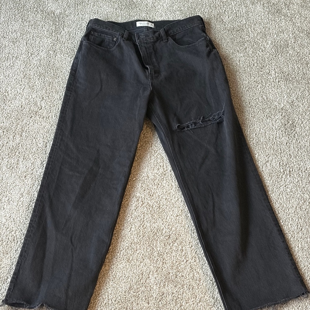 Abercrombie & Fitch Black Distressed Relaxed High Rise Jeans